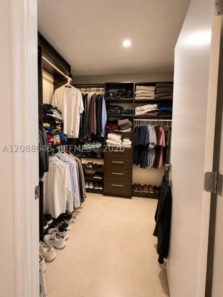 Comprar apartamento no The Bond 907