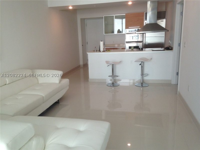 Condo for sale at Emerald Brickell 2108