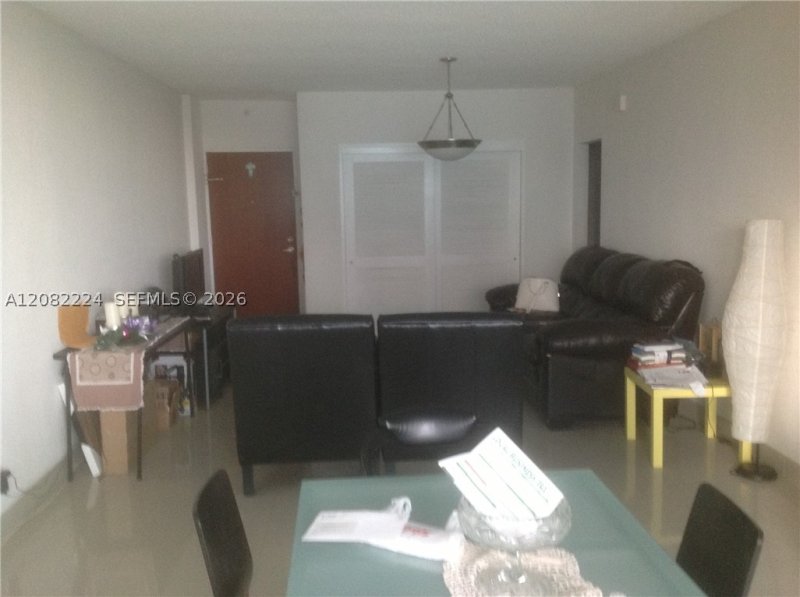 Condo for sale at Emerald Brickell 2108