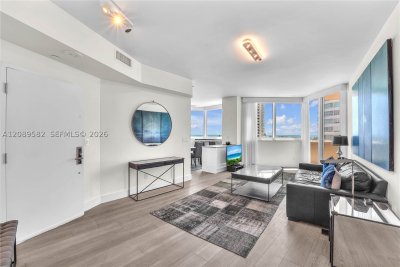 Comprar apartamento no Portofino Tower 809