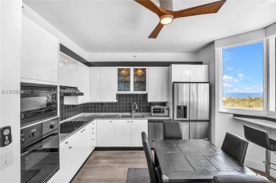 Comprar apartamento no Portofino Tower 809