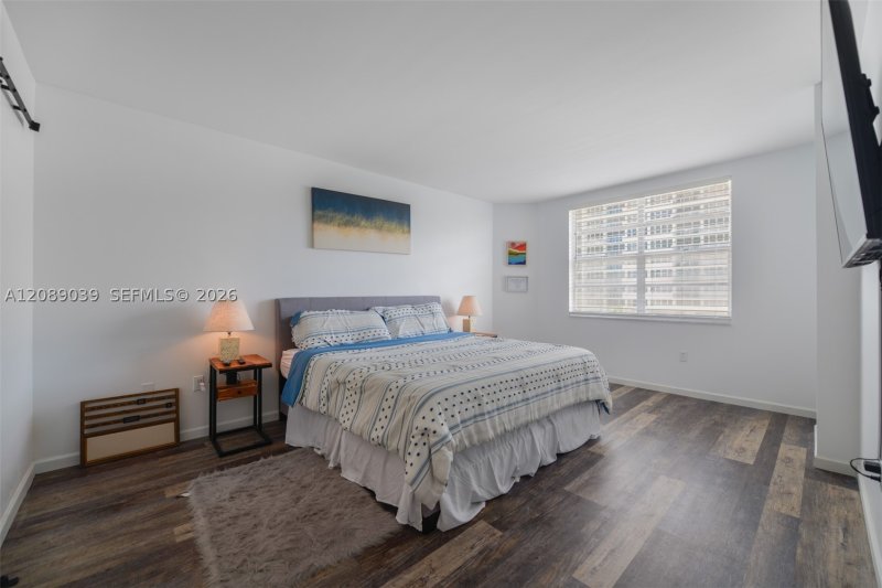 Property photo # 9