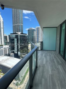 Comprar apartamento en Dua Miami - SLS Brickell Condo 1811