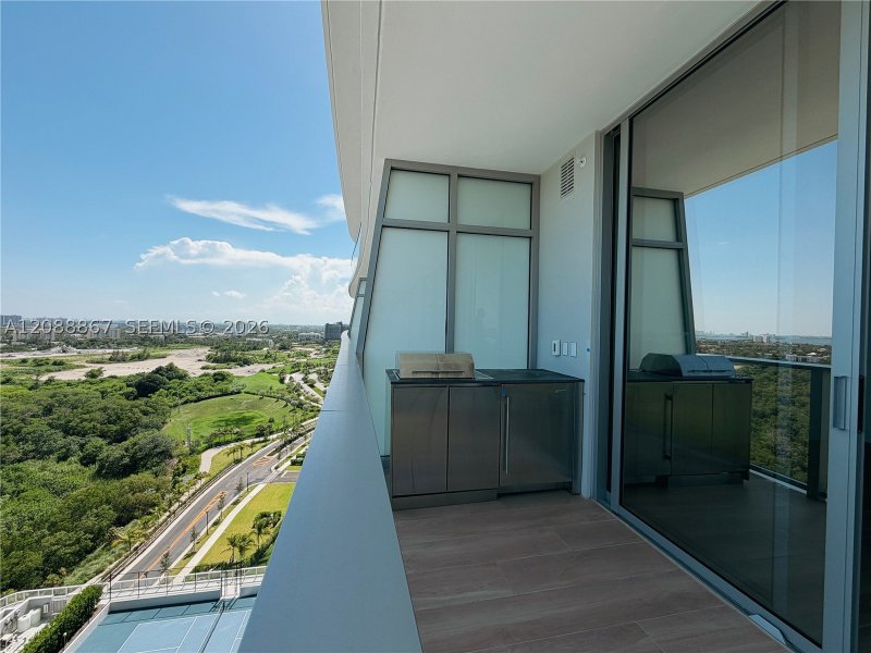 Comprar apartamento en One Park Tower by Turnberry 2103