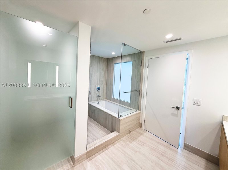 Comprar apartamento en One Park Tower by Turnberry 2103