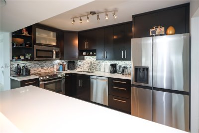 Burleigh House Apt #735