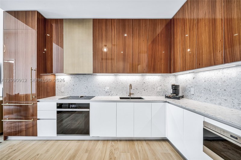 Alquiler de apartamento en Mr. C Residences Bayshore Tower 706