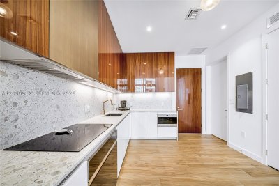 Alquiler de apartamento en Mr. C Residences Bayshore Tower 706