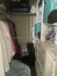 Comprar apartamento no Four Ambassadors 767