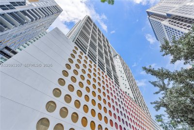 Comprar apartamento no 500 Brickell West Tower 3605