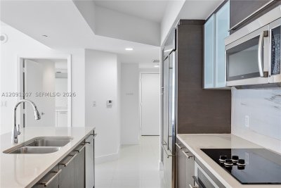 Comprar apartamento no 500 Brickell West Tower 3605