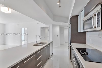 Comprar apartamento no 500 Brickell West Tower 3605