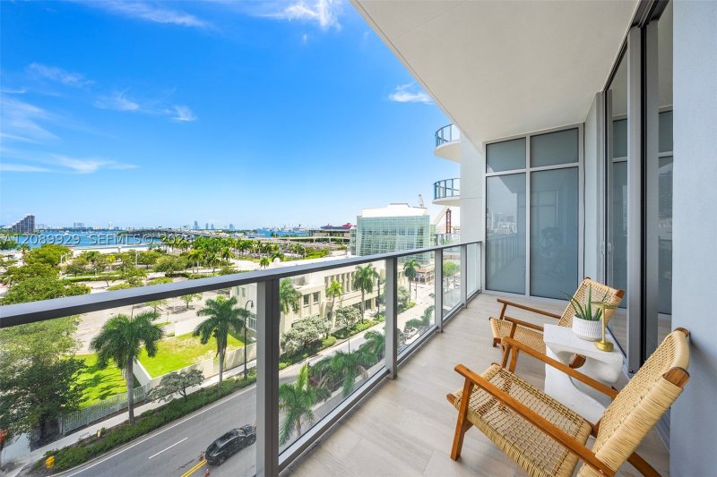 Condo for sale at Casa Bella 609