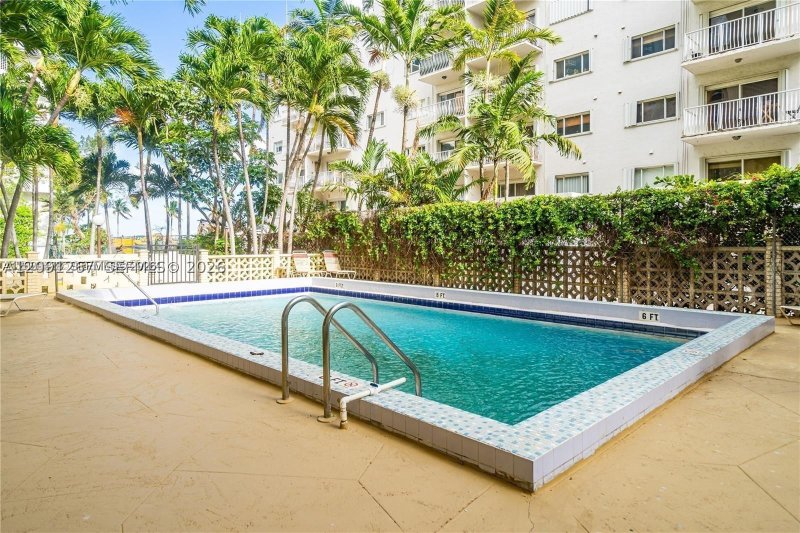 Condo for sale at Riviera Towers Condo 63