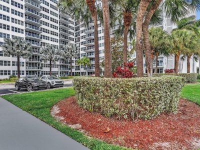Comprar apartamento no Coral Ridge Towers South 418