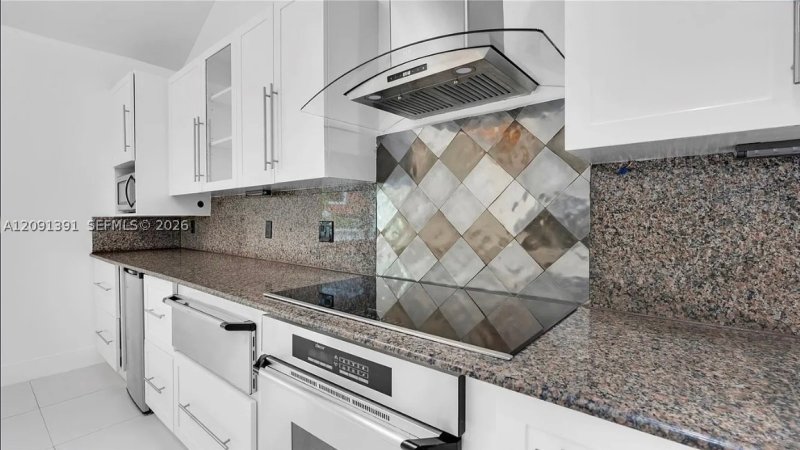 Property photo # 6