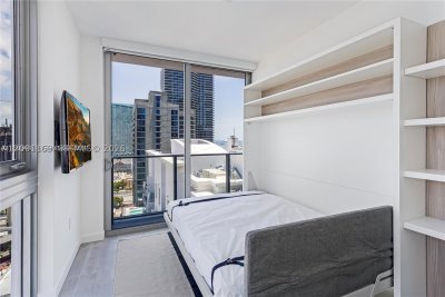 Comprar apartamento en YotelPad Miami 2806