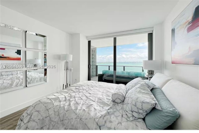 Apartment for rent at Icon Bay 1608