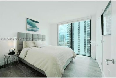 Alquiler de apartamento en Icon Bay 1608