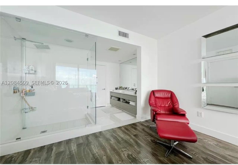 Apartment for rent at Icon Bay 1608