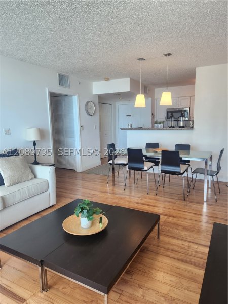 Apartment for rent at Mark on Brickell 1807
