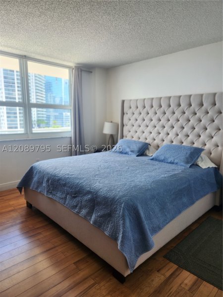 Apartment for rent at Mark on Brickell 1807