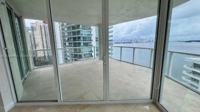 Aluguel de apartamento no Emerald Brickell 1901