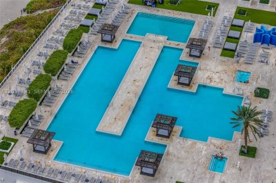 Aluguel de apartamento no Beach Club Two 2808