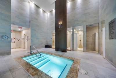 Aluguel de apartamento no Beach Club Two 2808