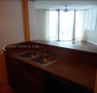 Aluguel de apartamento no The Waverly At Surfside 921