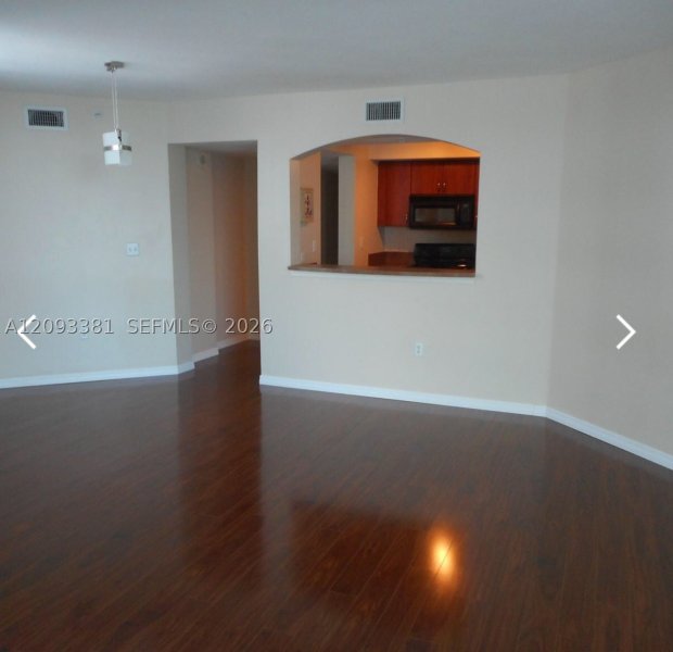 Aluguel de apartamento no The Waverly At Surfside 921
