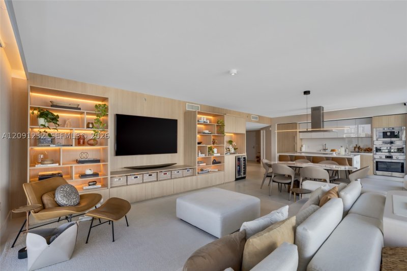 Condo for sale at Parque Towers at St. Tropez 5-701
