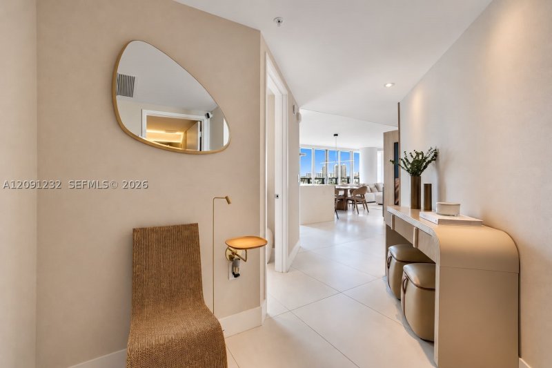 Comprar apartamento no Parque Towers at St. Tropez 5-701