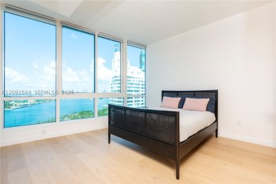 Aluguel de apartamento no Continuum I South 1802