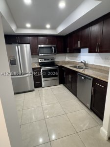 Aluguel de apartamento no Brickell Key One A1401