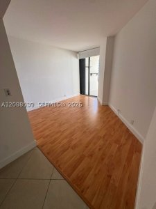 Aluguel de apartamento no Brickell Key One A1401