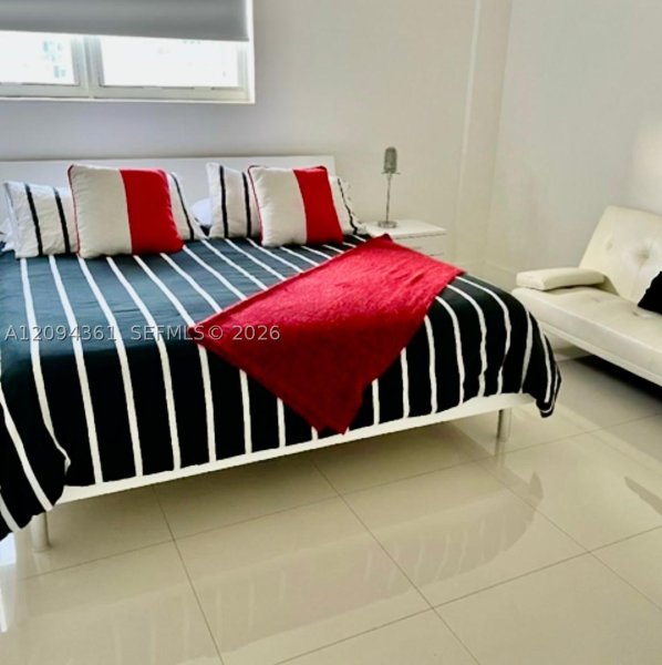 Condo for sale at Tides Hollywood Beach 10B