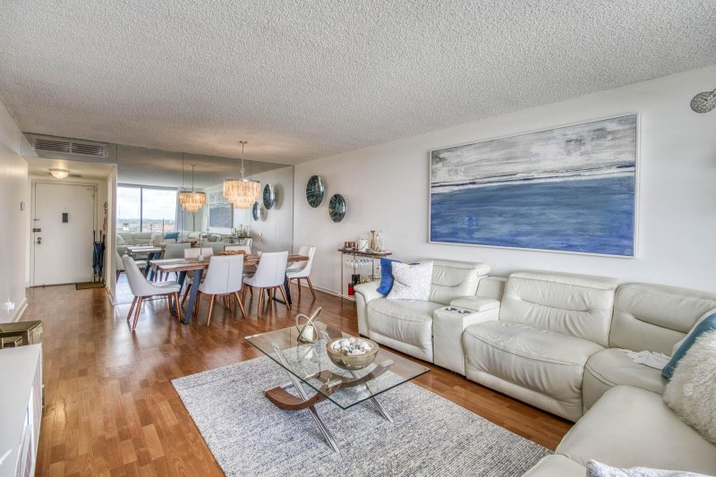 Condo for sale at Olympus Towers 1010
