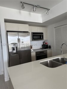 Comprar apartamento no Baltus House 1618