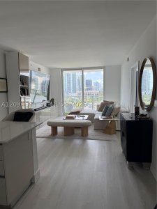Comprar apartamento no Baltus House 1618