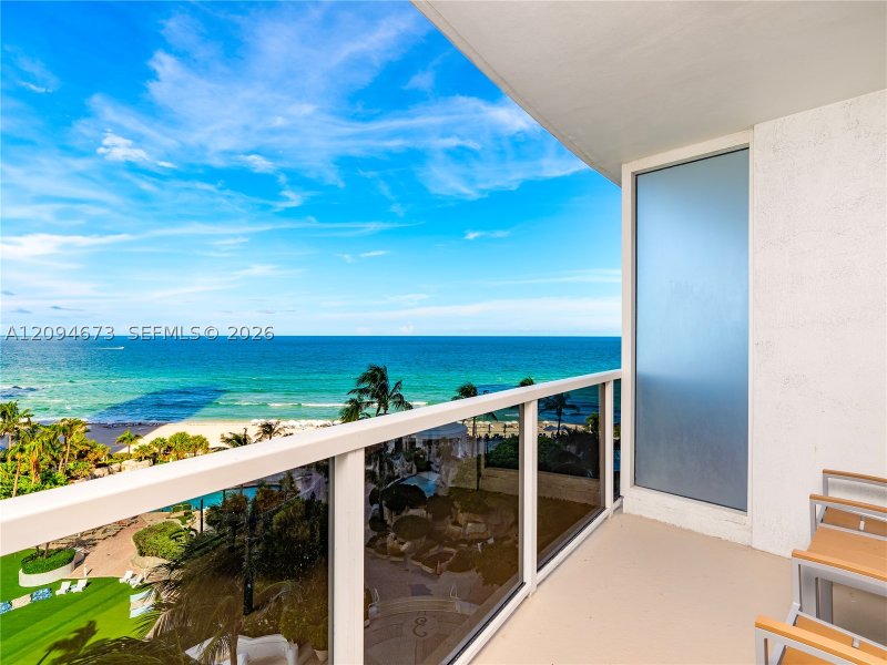 Condo for sale at Trump International Sonesta Beach Resort 606