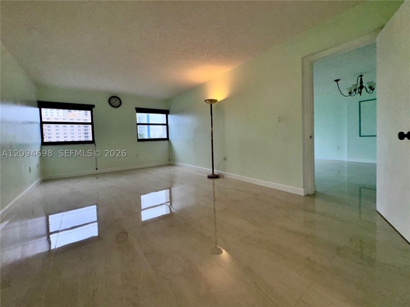 Apartment for rent at The Summit 318S