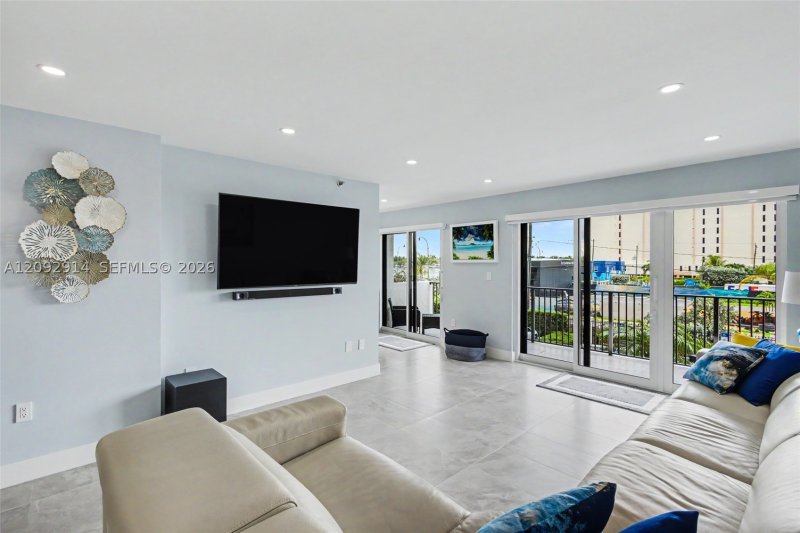 Apartment for rent at The Summit 216N