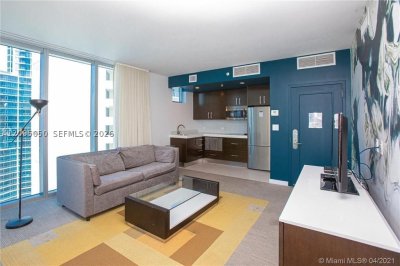 Comprar apartamento en Sole 2406