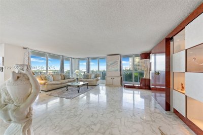 Aluguel de apartamento no Aquarius Towers 501N