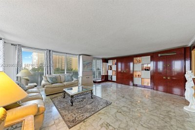 Aluguel de apartamento no Aquarius Towers 501N