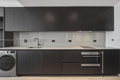 Comprar apartamento en E11EVEN Hotel & Residences 2411