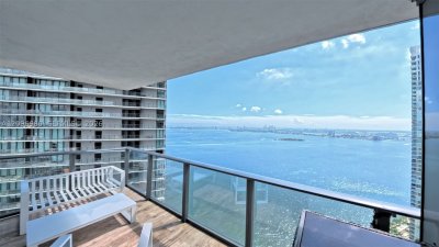 Comprar apartamento no Paraiso Bay Miami 3707