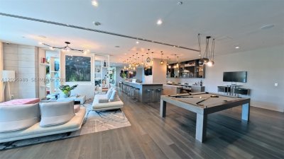 Comprar apartamento no Paraiso Bay Miami 3707