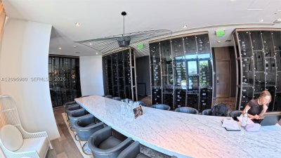 Comprar apartamento no Paraiso Bay Miami 3707